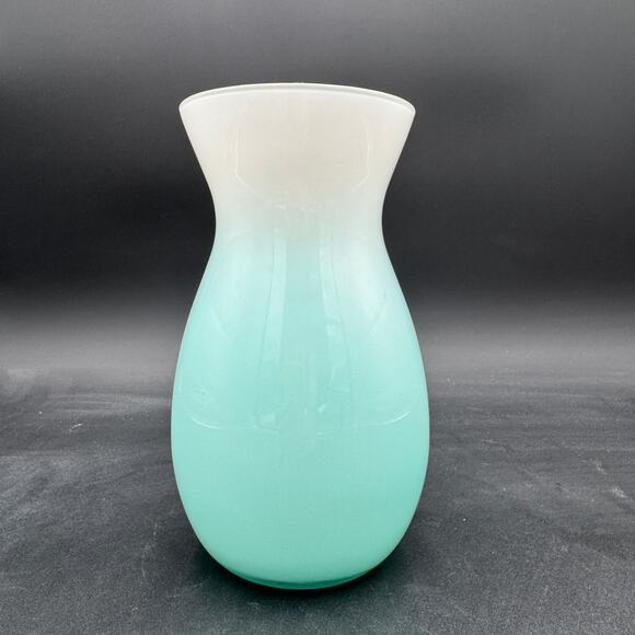 Vintage Hand Blown Glass Vase Ombre Blue Green to White 8.25" x 5" - Picture 4 of 9
